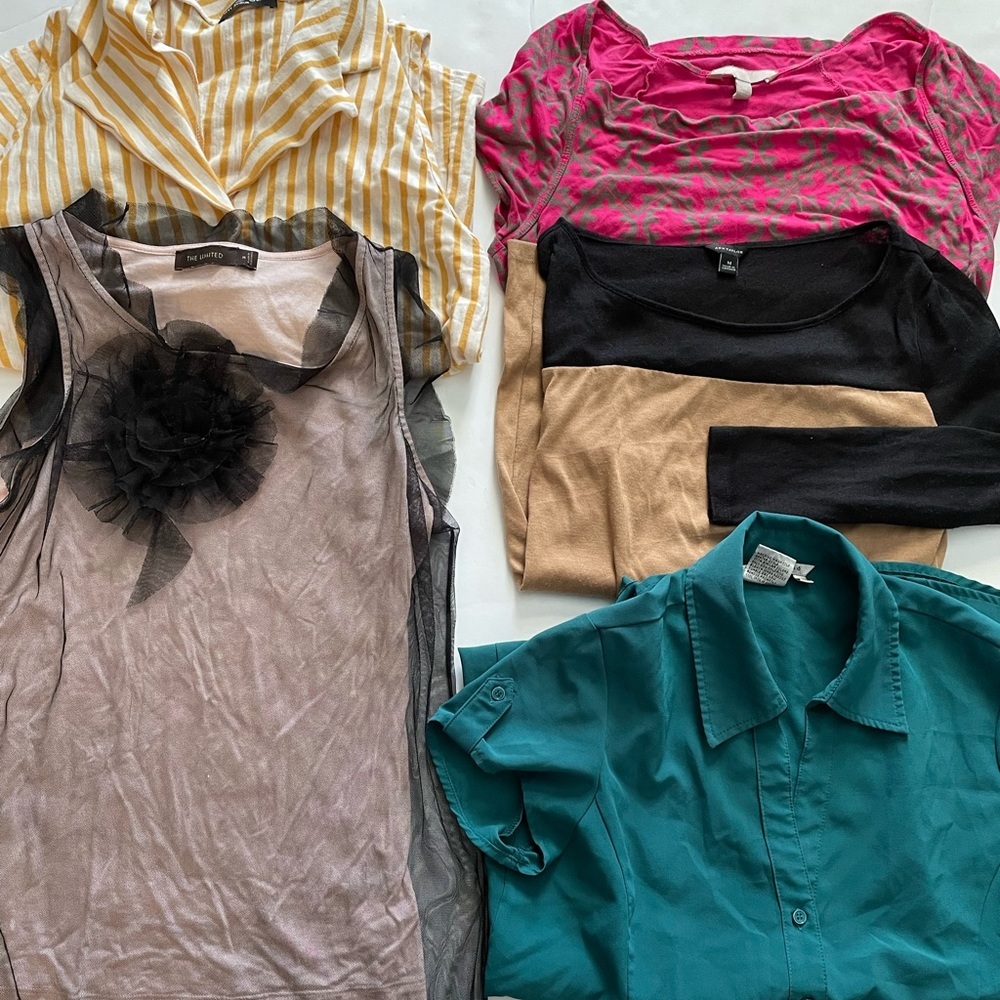 Bundle Of 5 Summer Women Top Sz M